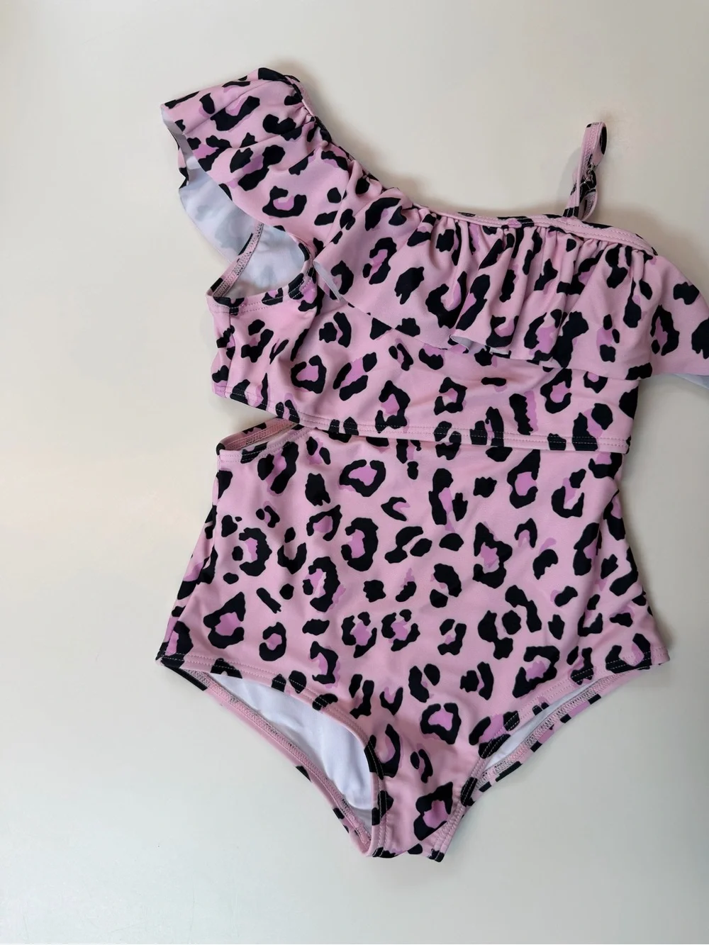 Girls Pink Leopard One-Shoulder Ruffle Swimsuit never worn size 6